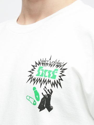 HUF Shirt 'Everybody Get Loose' in Wit