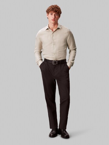 Fit confort Chemise Calvin Klein en beige