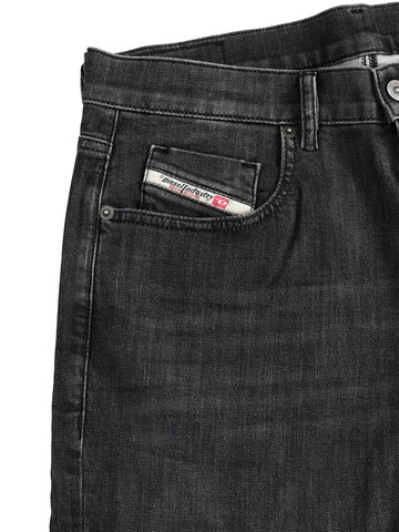 DIESEL - Slimfit Vaquero 'D-STRUKT SUPERSTRETCH JOGGJEANS' en negro