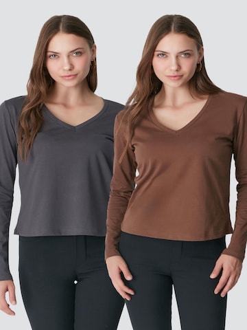 Pantalon de pyjama C&City en marron : devant