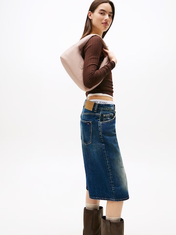 Tommy Jeans Shoulder bag in Brown: front
