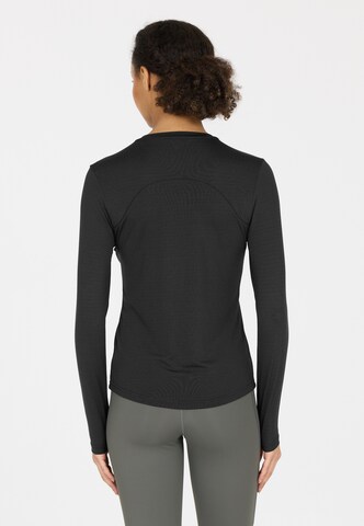 Athlecia Langarmshirt 'Miwa' in Schwarz