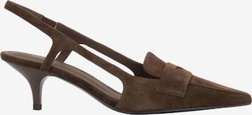 Estro Slingback pumps i brun: framsida