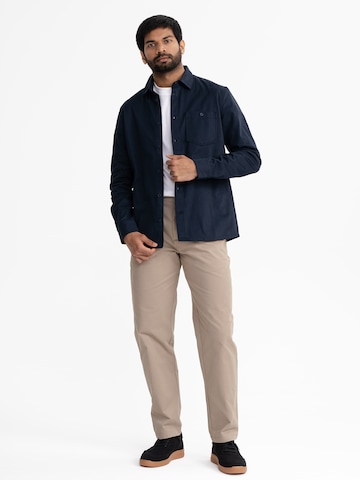 MELA - Regular Fit Camisa 'Ashutosh' em azul