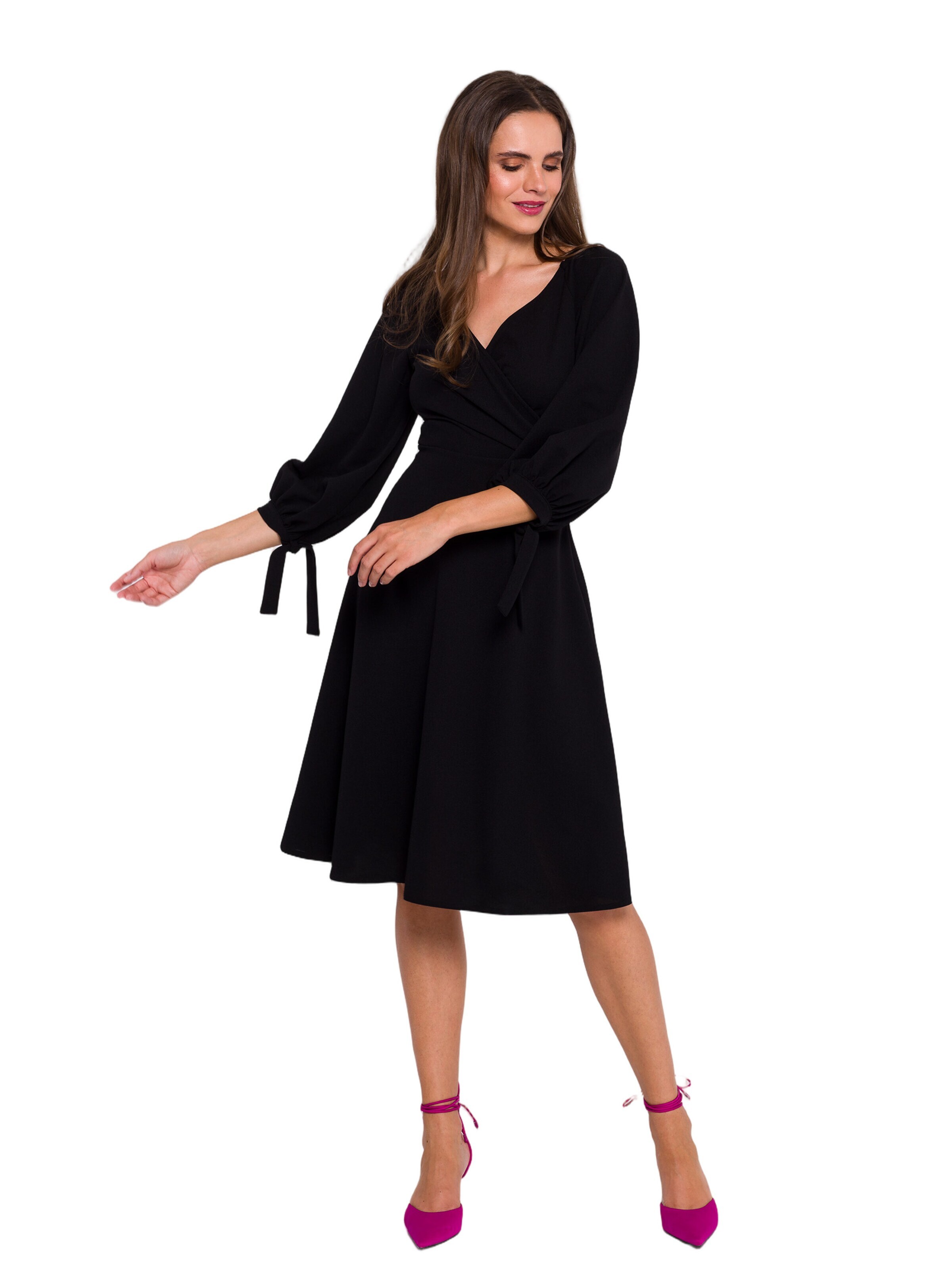 Rochie de la Stylove pe negru