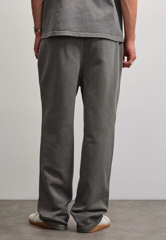 Loosefit Pantalon Pegador en gris