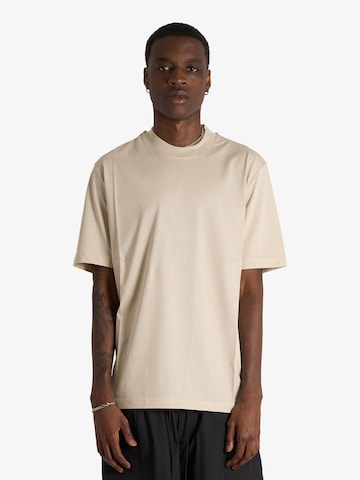 T-Shirt Yes London en beige : devant