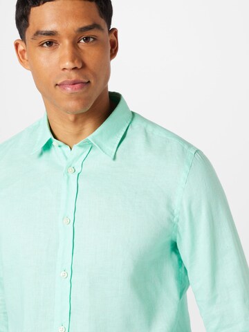 BOSS Black - Regular Fit Camisa 'Roger' em verde