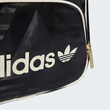ADIDAS ORIGINALS Handtasche 'Airliner' in Schwarz