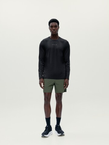 T-Shirt ' Strive ' Born en noir