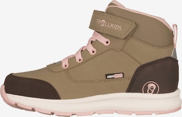 TROLLKIDS Flats in Brown: front