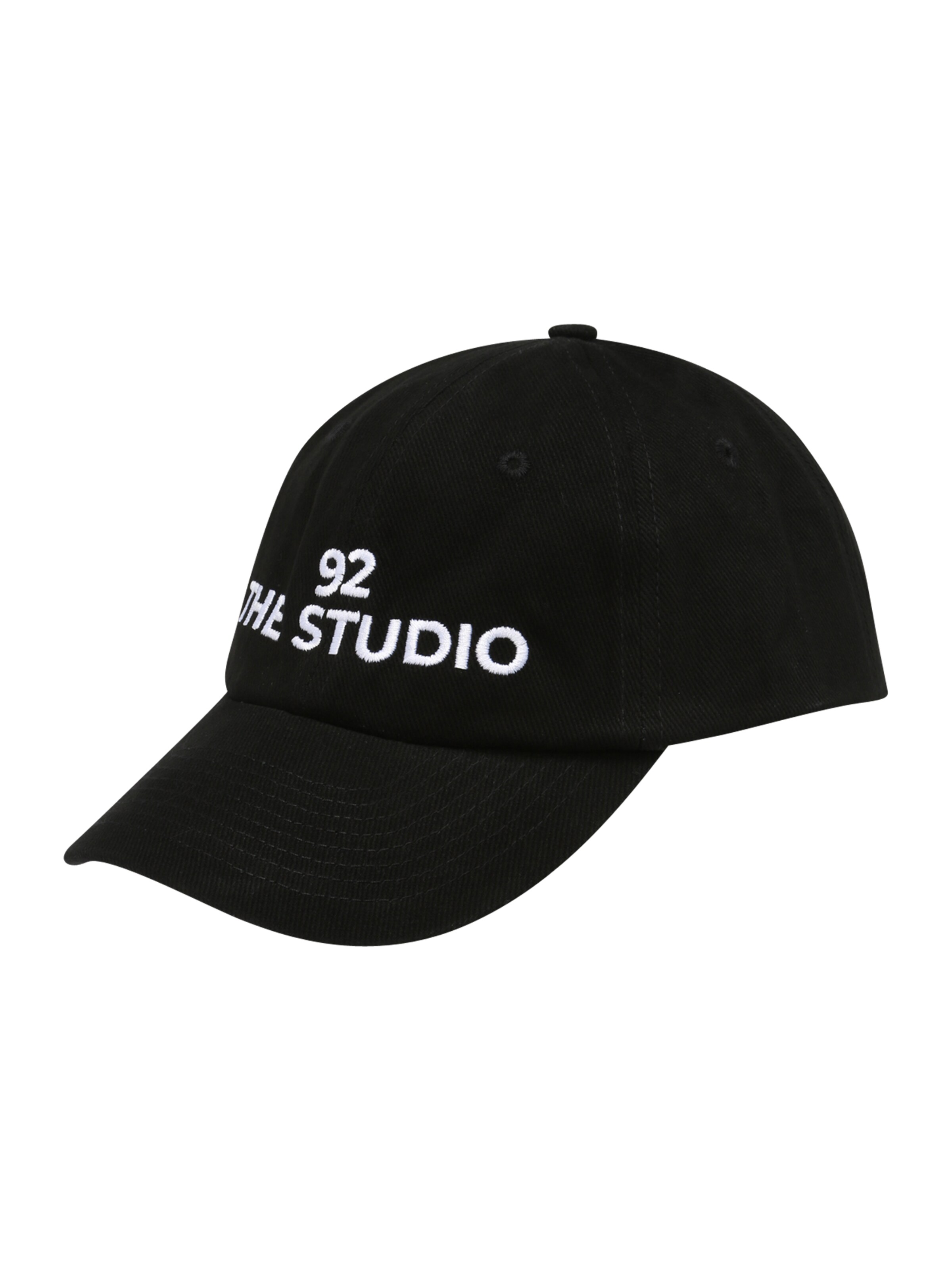 92 The Studio Cap in Black: front