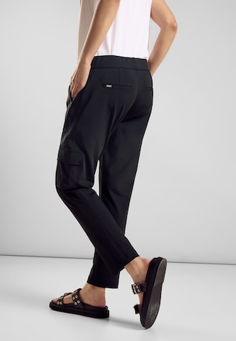 STREET ONE Slimfit Cargohose in Schwarz