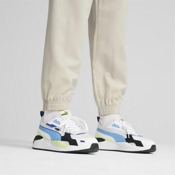 Baskets basses 'X-Ray 3' PUMA en blanc : devant