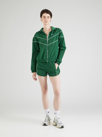Nike Sportswear - Regular Calças em verde