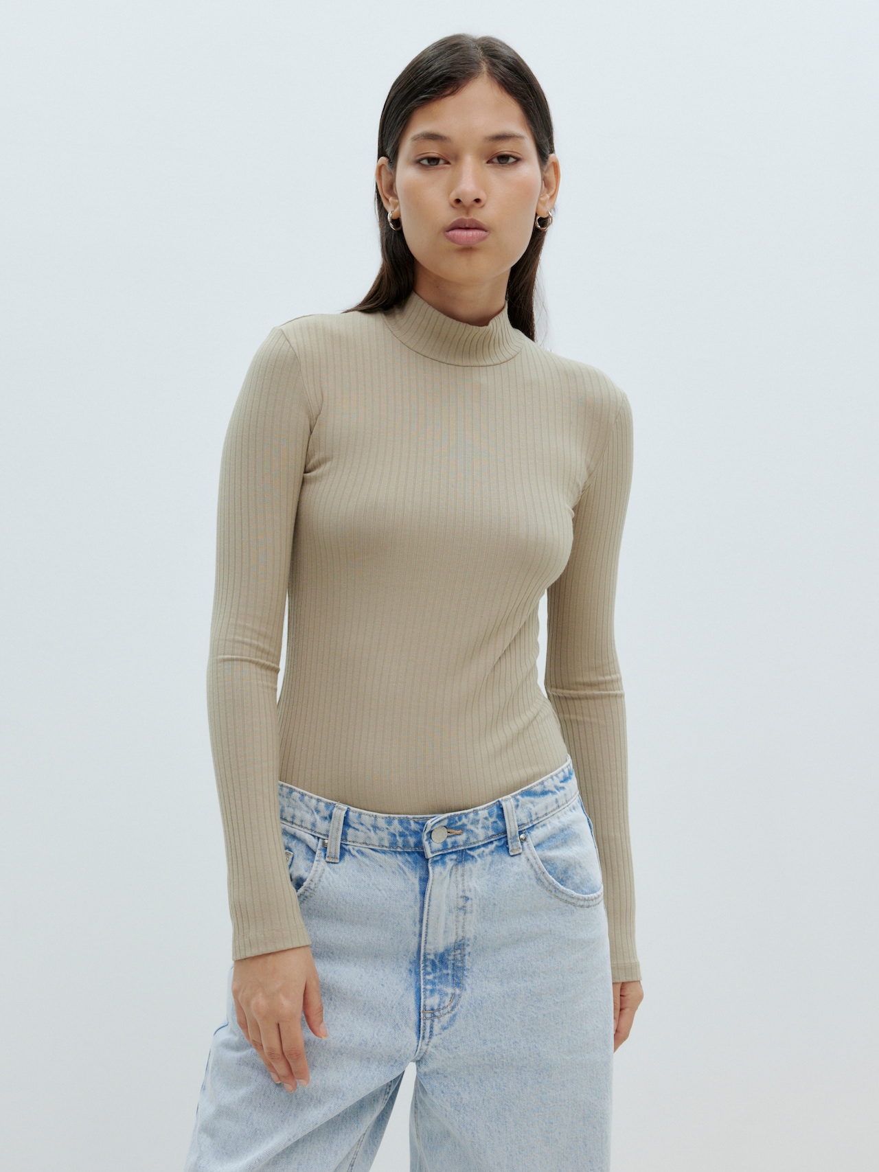 EDITED Camiseta 'Manon' beige oscuro