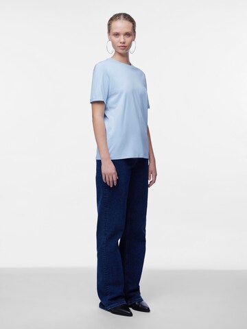 T-shirt 'RIA' PIECES en bleu