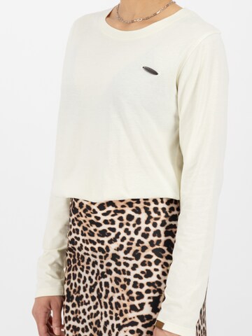 T-shirt 'LeaAK' Alife and Kickin en beige