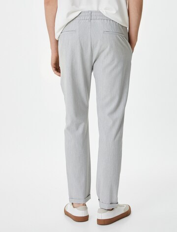 Koton Slim fit Trousers in Grey