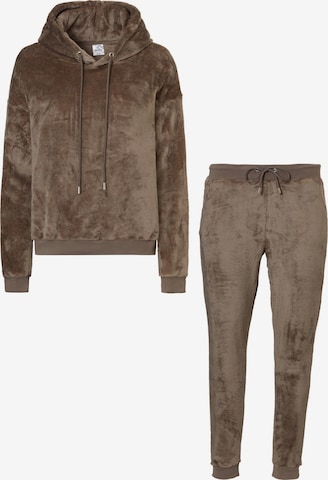 Apollo Sweat suit 'Huispak Loungewear Fleece Incl Capuchon' in Brown: front