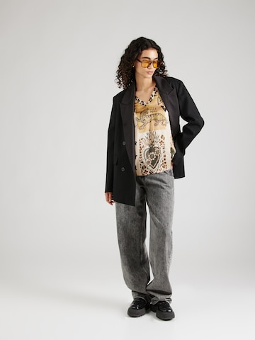 Grace Blouse in Beige
