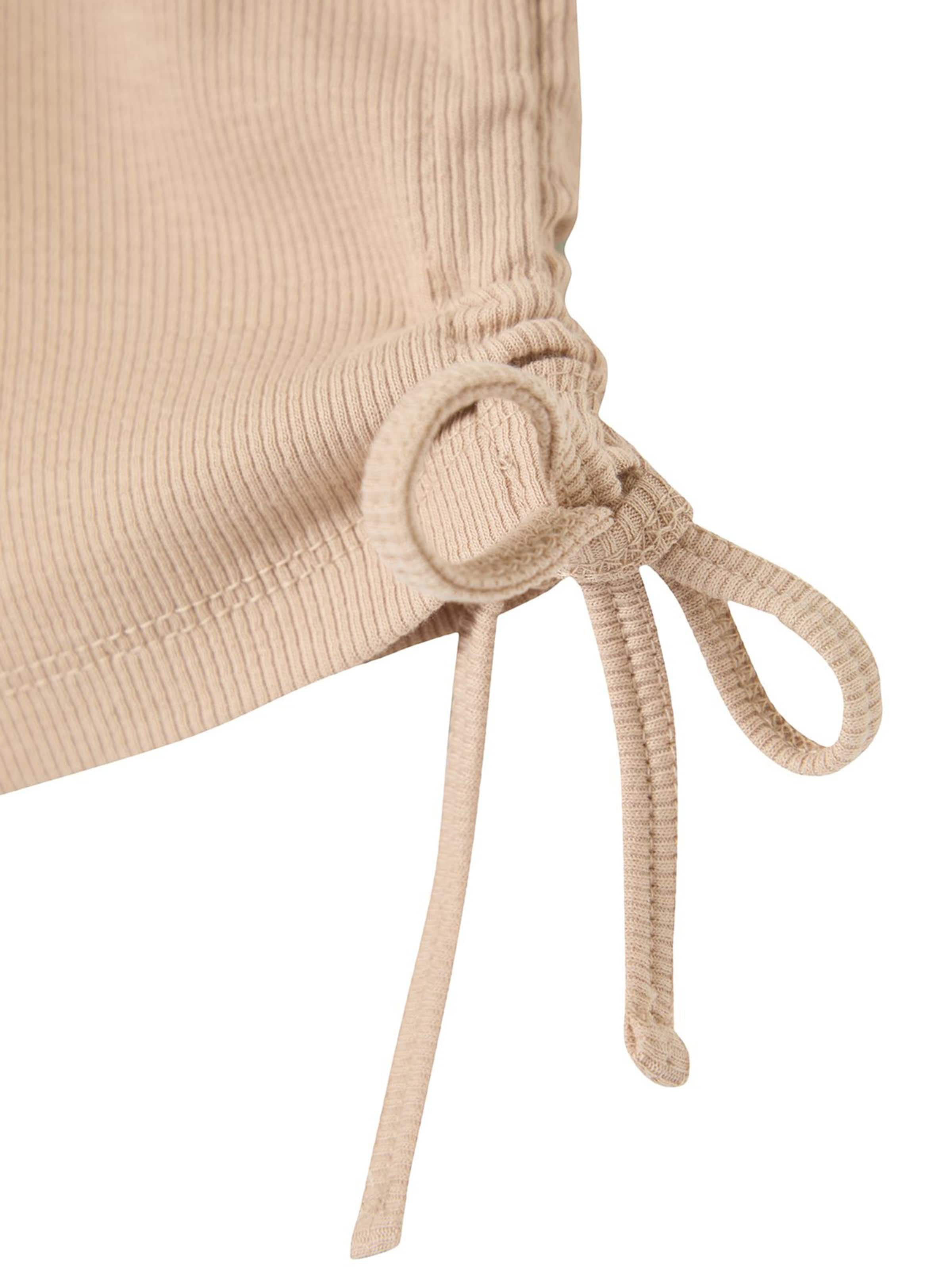 Trendyol Curve Top in Beige