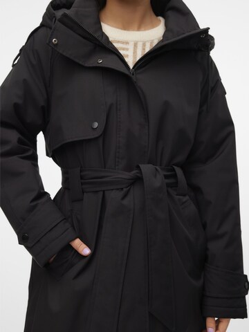 VERO MODA Vinterfrakke 'JANE' i sort