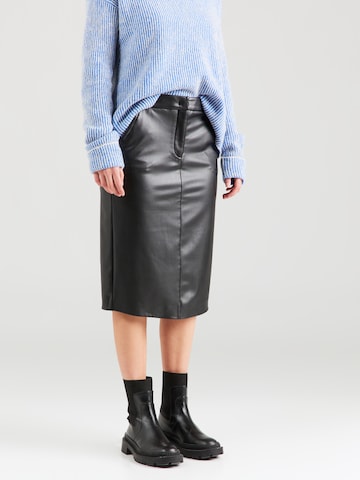 MORE & MORE Skirt in Black: front