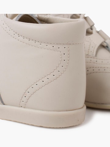 Pisamonas - Zapatos primeros pasos en blanco