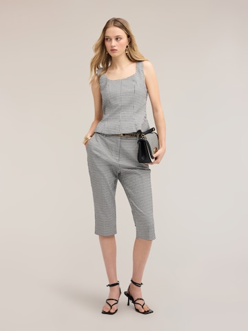 Slimfit Pantaloni di MOTIVI in nero