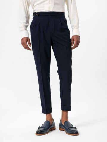 Antioch Regular Pleated Pants in Blue: front