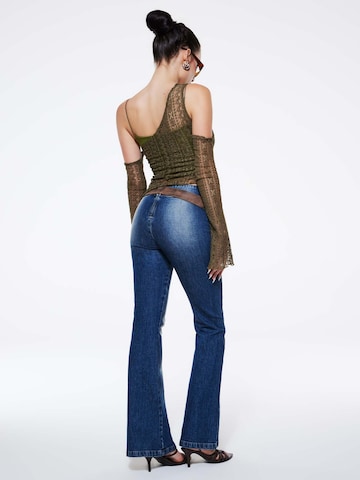 Flared Jeans 'Hayden' di SHYX in blu