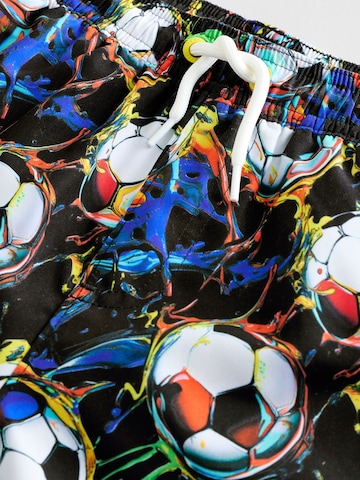 juoda Next Maudymosi trumpikės