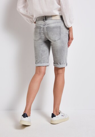 STREET ONE Slimfit Shorts in Grau