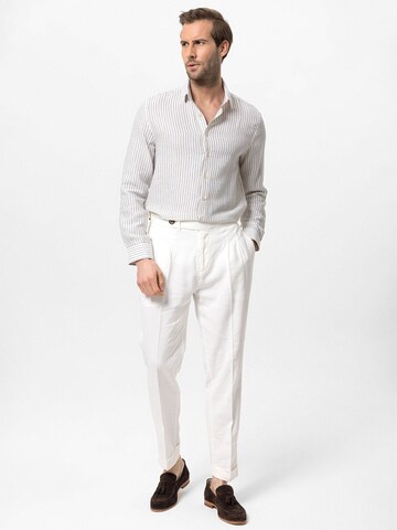 Antioch Regular fit Button Up Shirt in White