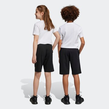 ADIDAS SPORTSWEAR - regular Pantalón deportivo 'Essentials' en negro