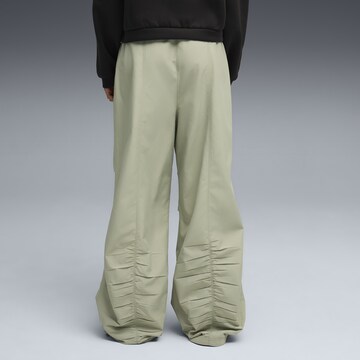PUMA Baggy Pants 'Essentials' in Green