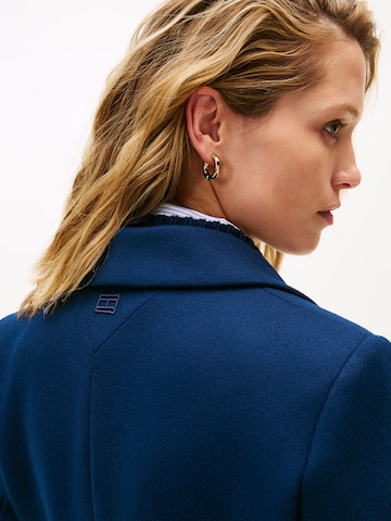 TOMMY HILFIGER Välikausitakki värissä sininen