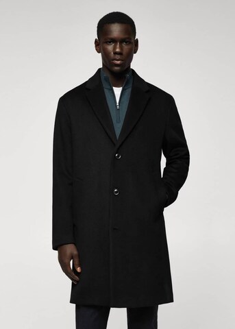 MANGO MAN Between-Seasons Coat in Black: front