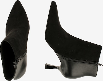 BULLBOXER Bootie in Black