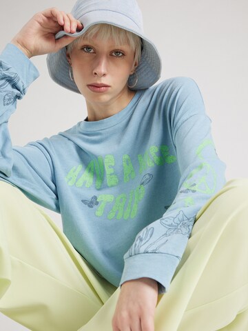 T-shirt 'NICE TRIP' BDG Urban Outfitters en bleu