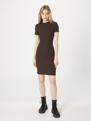 Urban Classics Dress in Brown: front