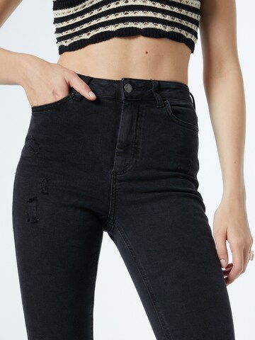 NEW LOOK Skinny Jeans in Schwarz