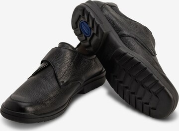 VITAFORM Moccasins in Black