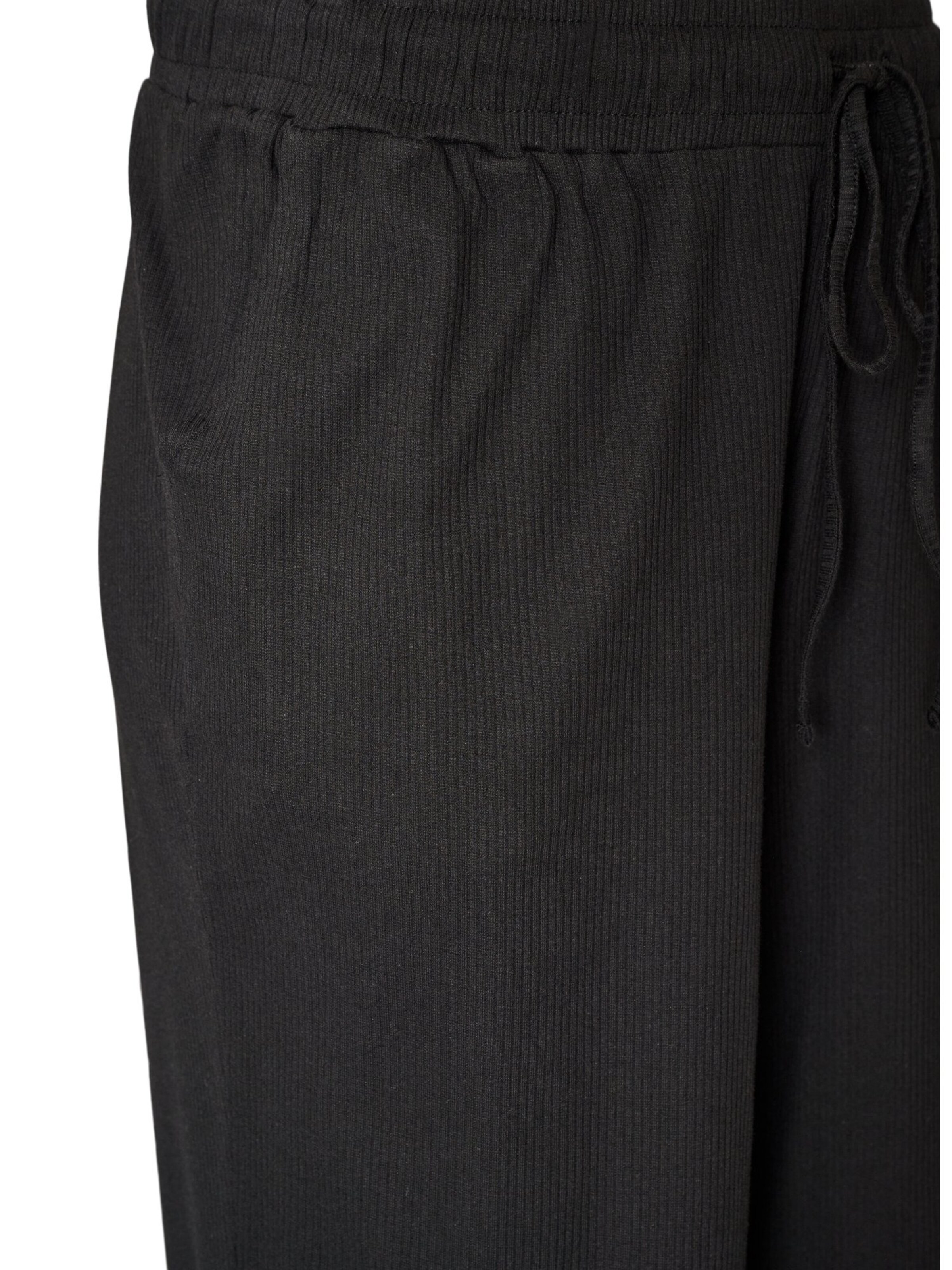 Pantaloncini da pigiama 'Mellie' di Zizzi in nero