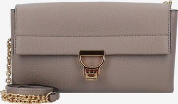 Coccinelle Umhängetasche 'Arlettis' in Braun: Vorderseite