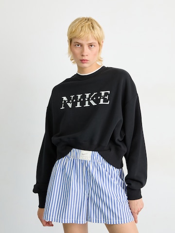 Nike Sportswear Суичър 'PHNX FLC' в черно: отпред