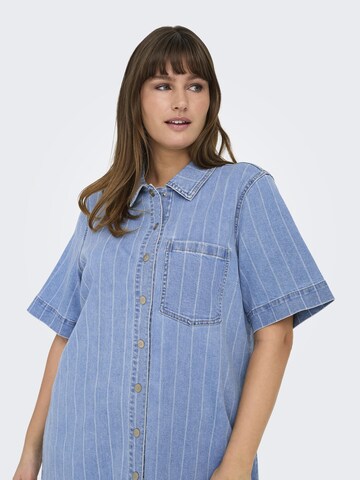 Abito camicia 'CARAsta' di ONLY Carmakoma in blu
