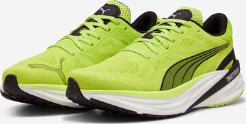 Chaussure de course 'Magnify Nitro 2' PUMA en vert