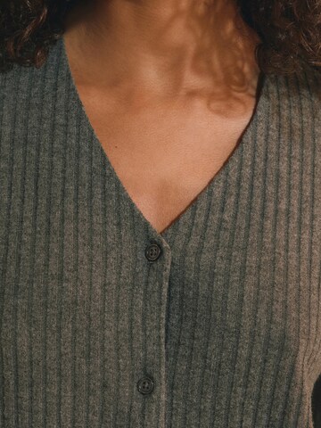 Camicia da notte 'Berenice' di ETAM in grigio